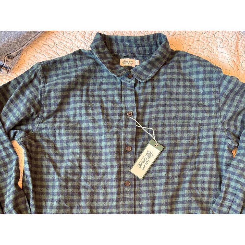 Alpine Design Women's Blue and‎ Green Plaid Casual Shirt Size Medium #615